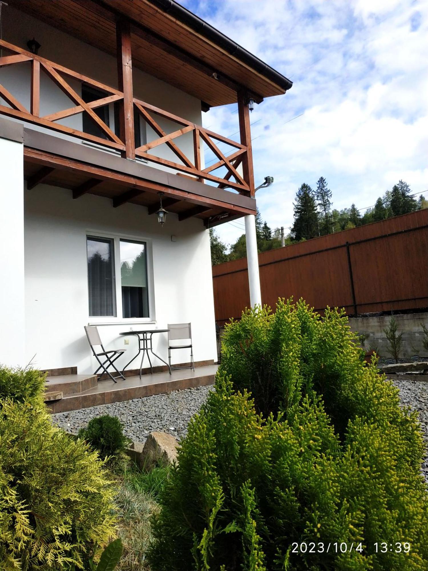 Nestg Guest House Pilipets Exterior foto