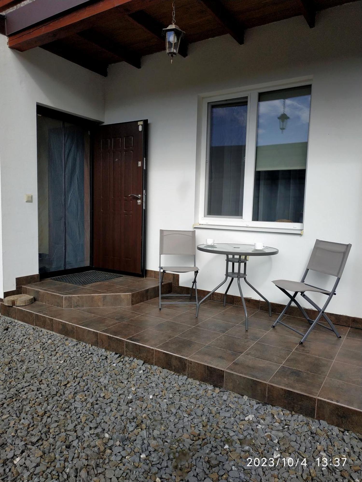 Nestg Guest House Pilipets Exterior foto