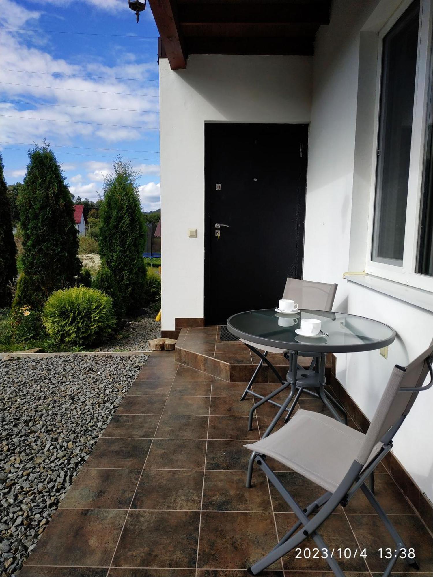 Nestg Guest House Pilipets Exterior foto